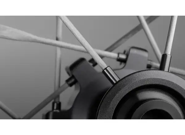 Mavic Comete 50 Disc CL silniční vypletená kola ořech Shimano HG11