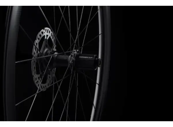 FFWD RYOT55 DT240 2:1 EXP silniční vypletená kola plášťová MattBlack ořech Sram XDR