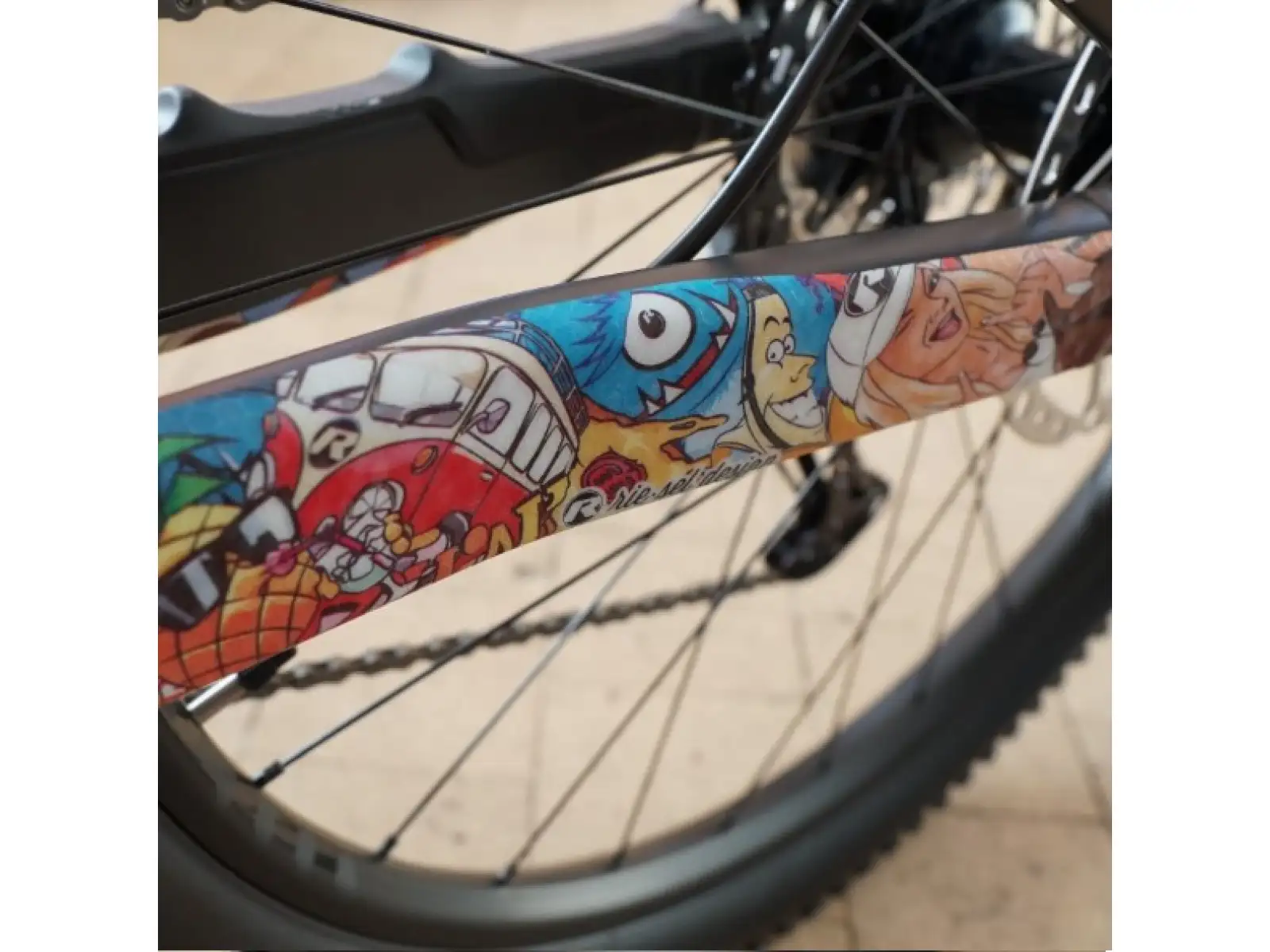 Rie:sel Design TAPE 3000 fólie pod řetěz Stickerbomb Eyecatcher