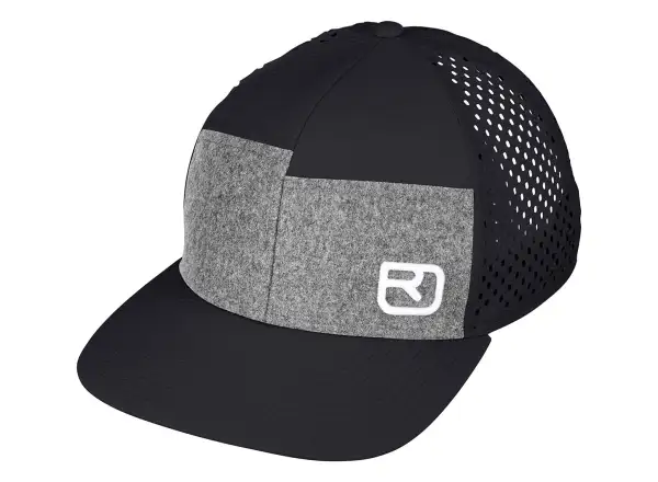 Ortovox Logo Air Trucker kšiltovka Black Raven