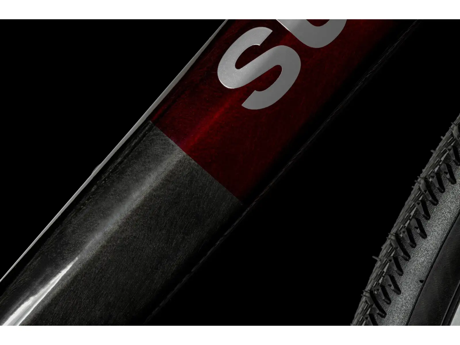 Superior XR 9.9 LTD gravel kolo Matte Carbon/Gloss Red