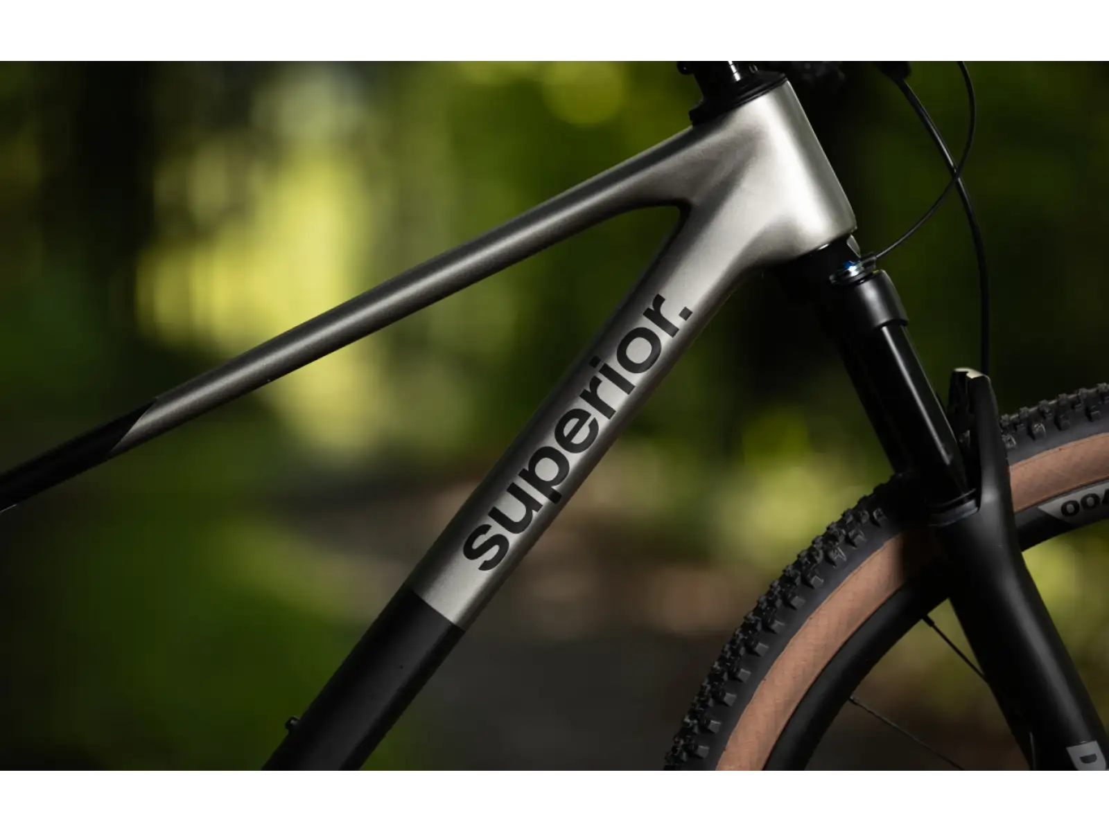 Superior XP 9.8 horské kolo Matte Carbon/Dark Chrome