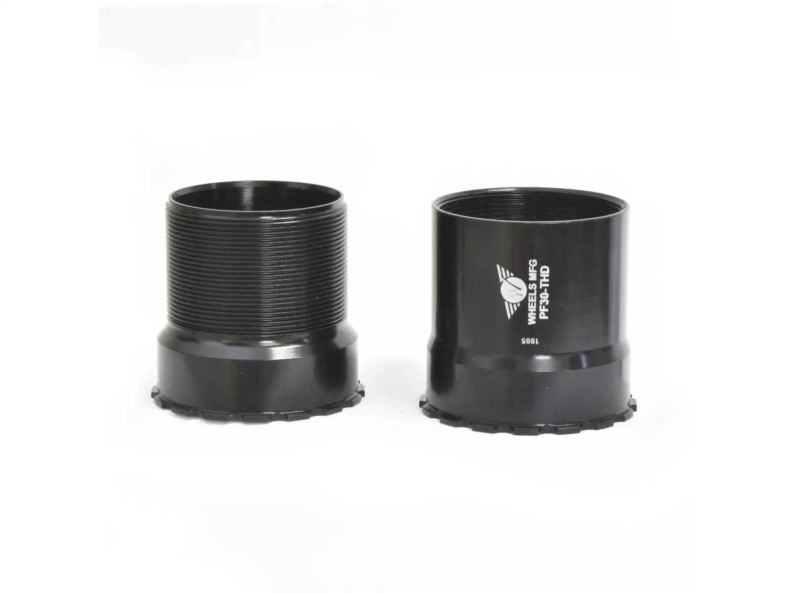 Wheels Manufacturing ABEC 3 PF30 středové složení černá