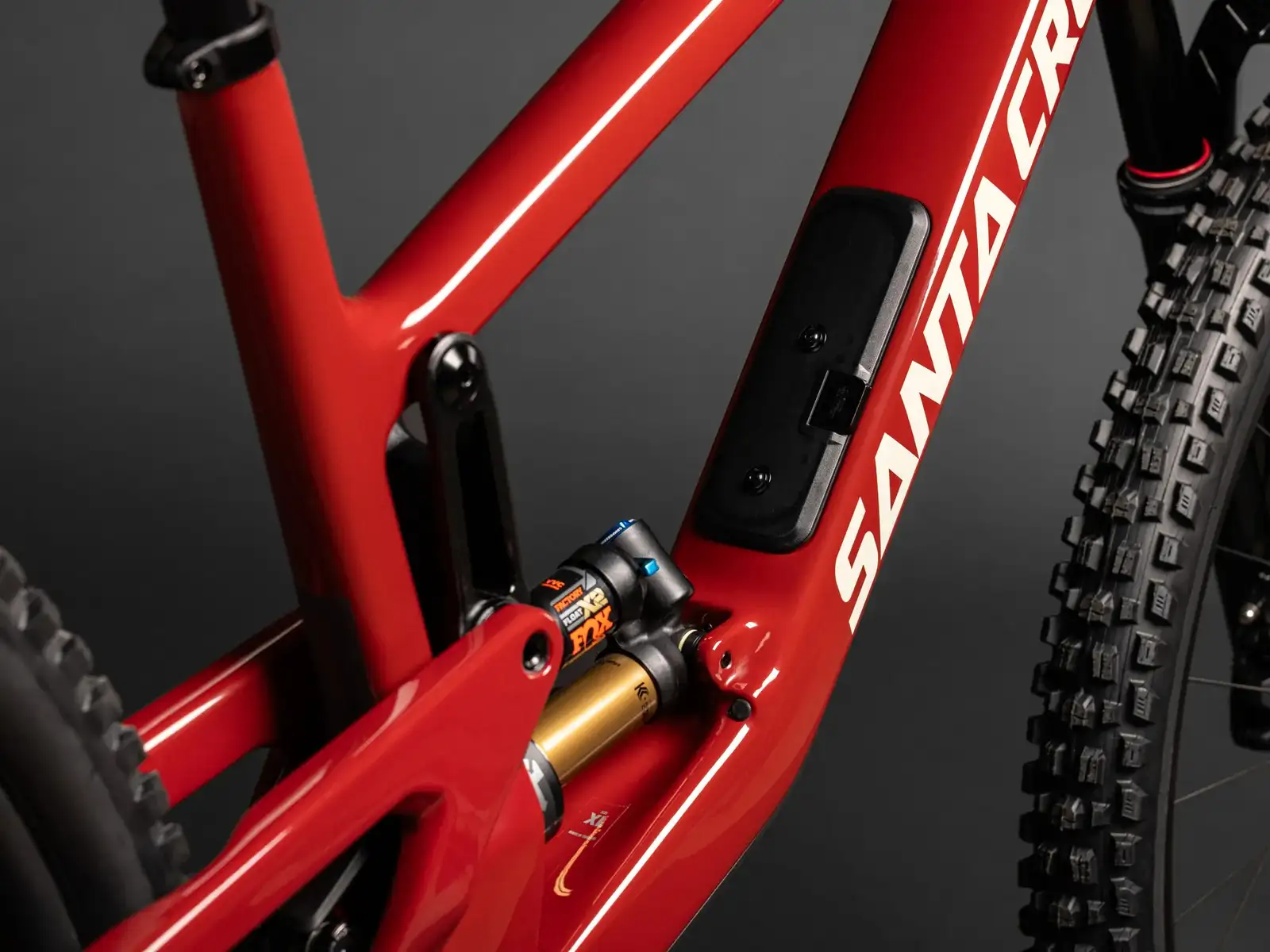 Santa Cruz Megatower 2 C GX AXS celoodpružené kolo Gloss Crimson