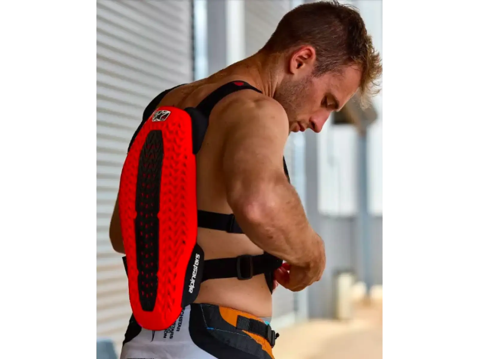 Alpinestars A-5 Plasma chráničová vesta black/red/white