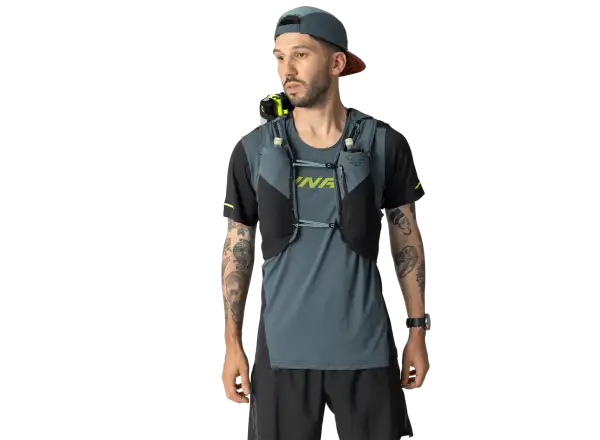 Dynafit Ultra 12 l běžecká vesta Cloud Blue/Cinder