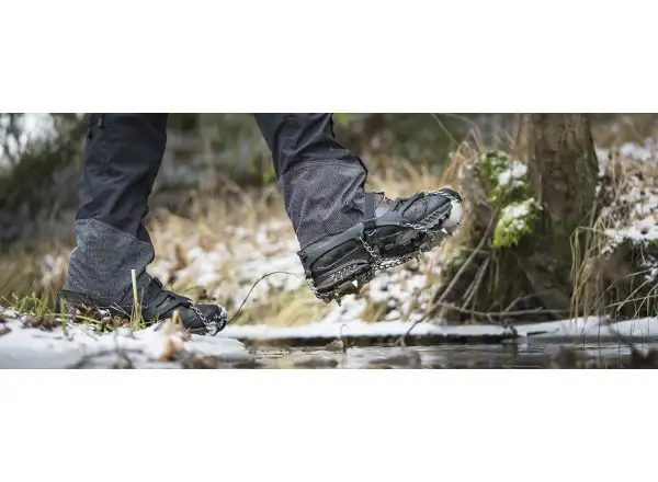 Yate Ice Spikes nesmeky