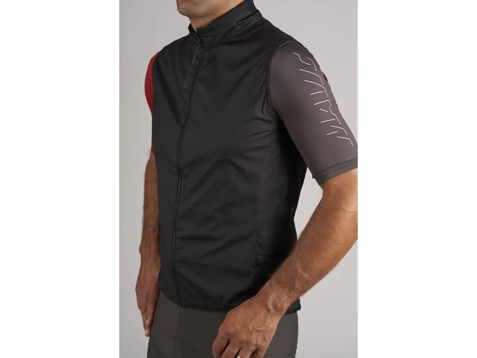 Mavic Cosmic Wind pánská vesta Black