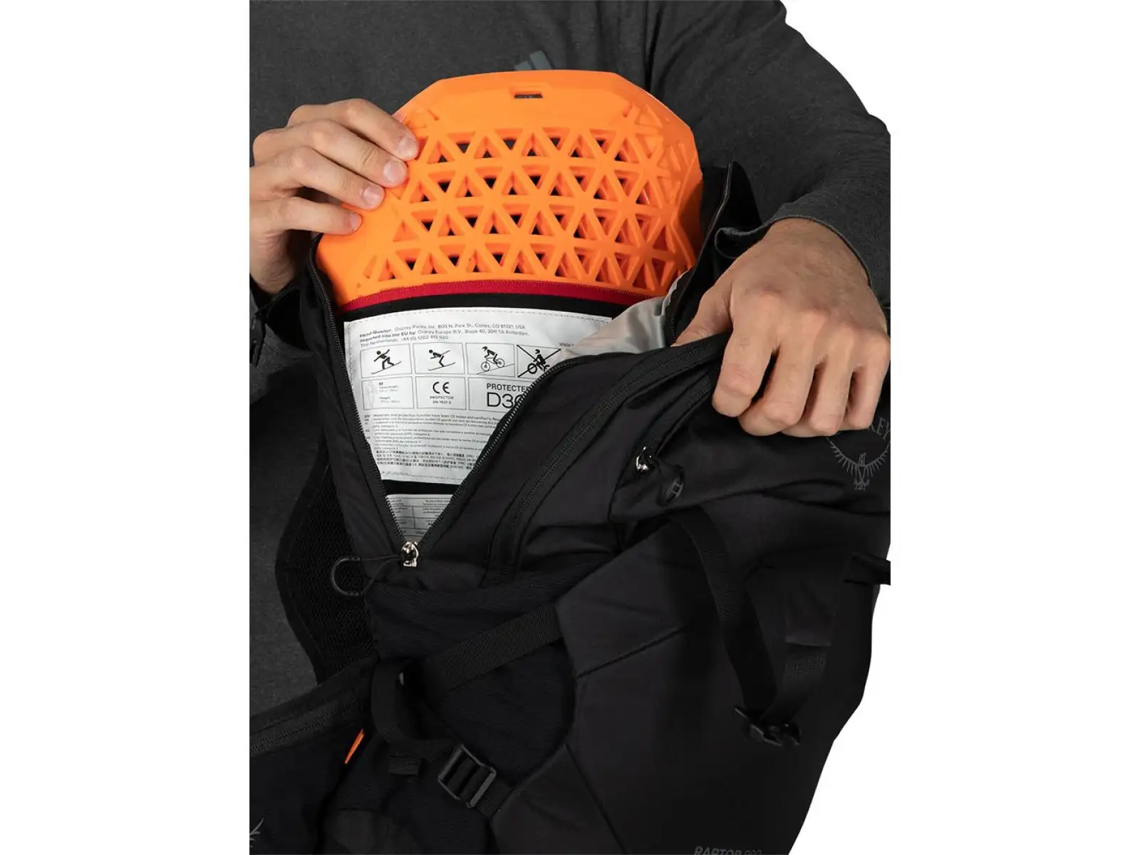 Osprey Raptor Pro batoh 18 l Back