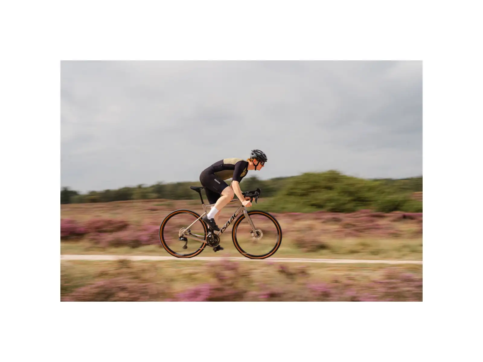 Isaac Torus Xplore  GRX825 Di2 2x12 gravel kolo Blast Bronze