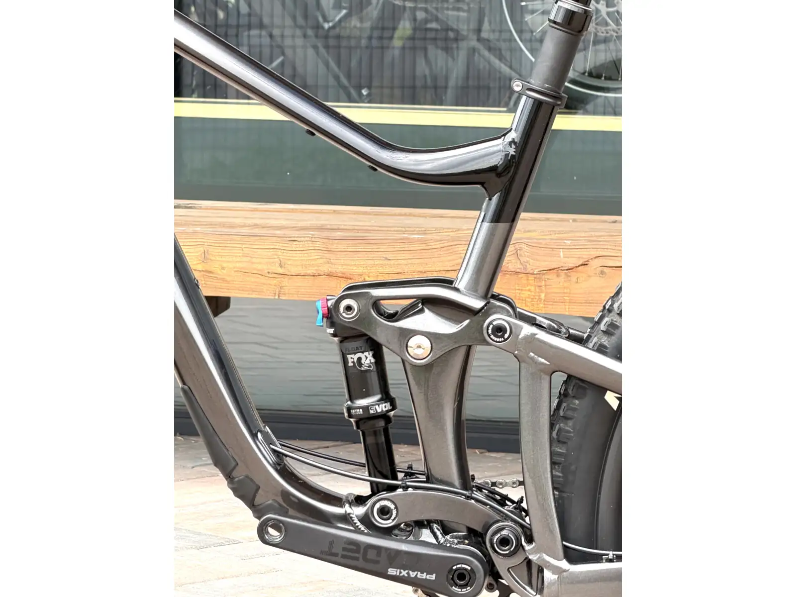 Giant Trance Advanced 29" celoodpružené horské kolo vel.M BAZAR