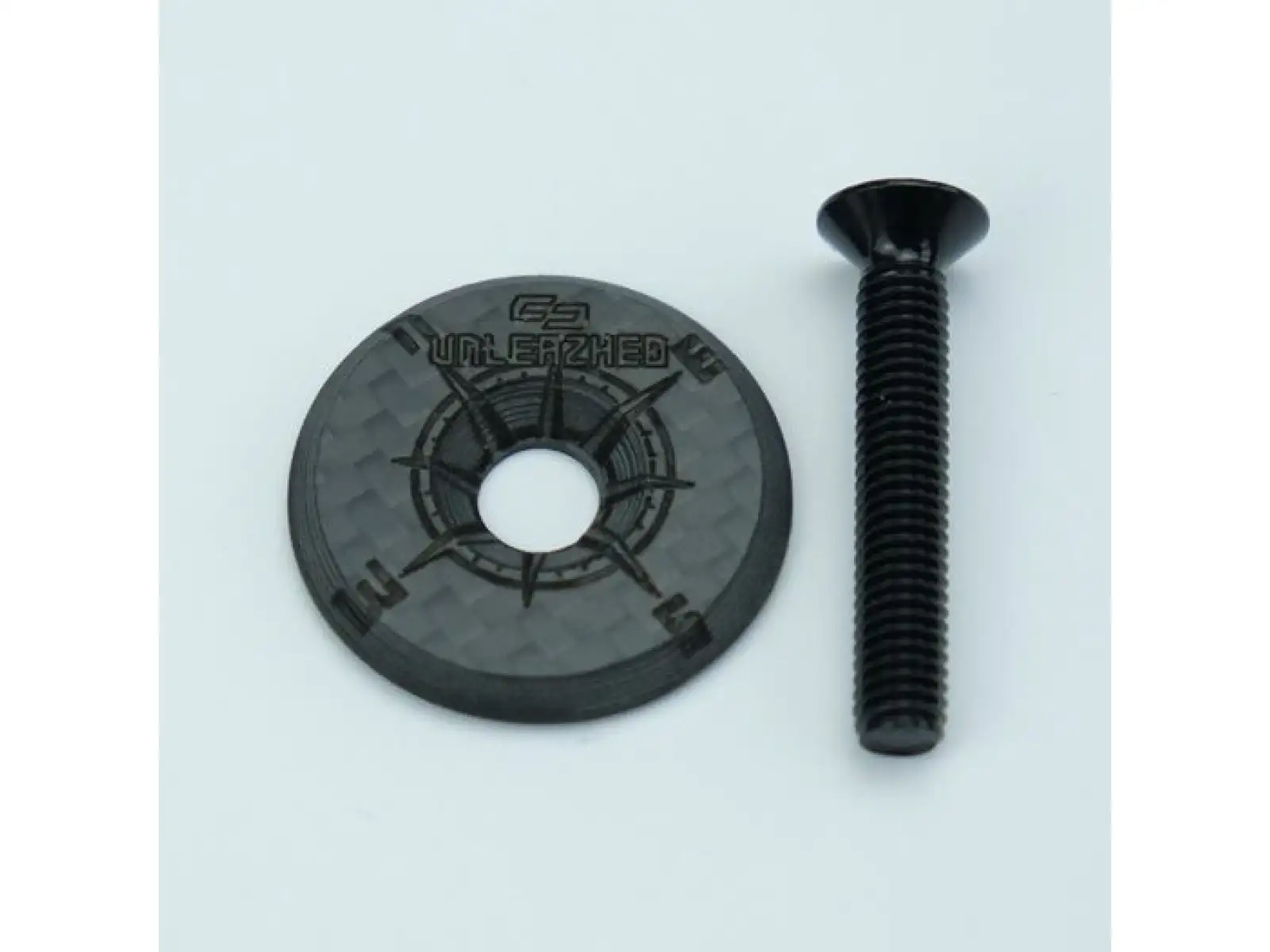 Unleazhed Unloose CF01 víčko hlavového složení carved compass