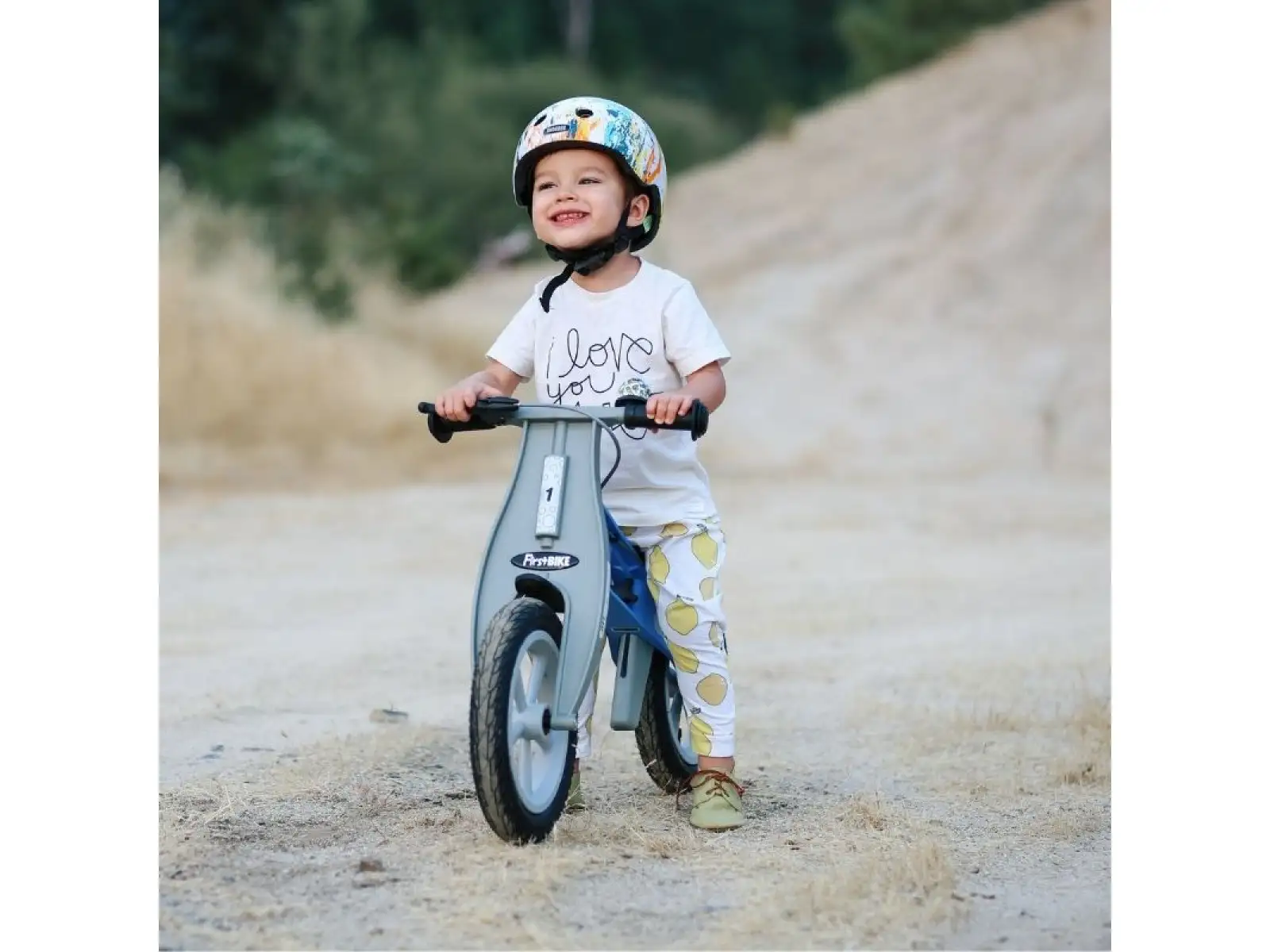 First Bike Street dětské odrážedlo modrá