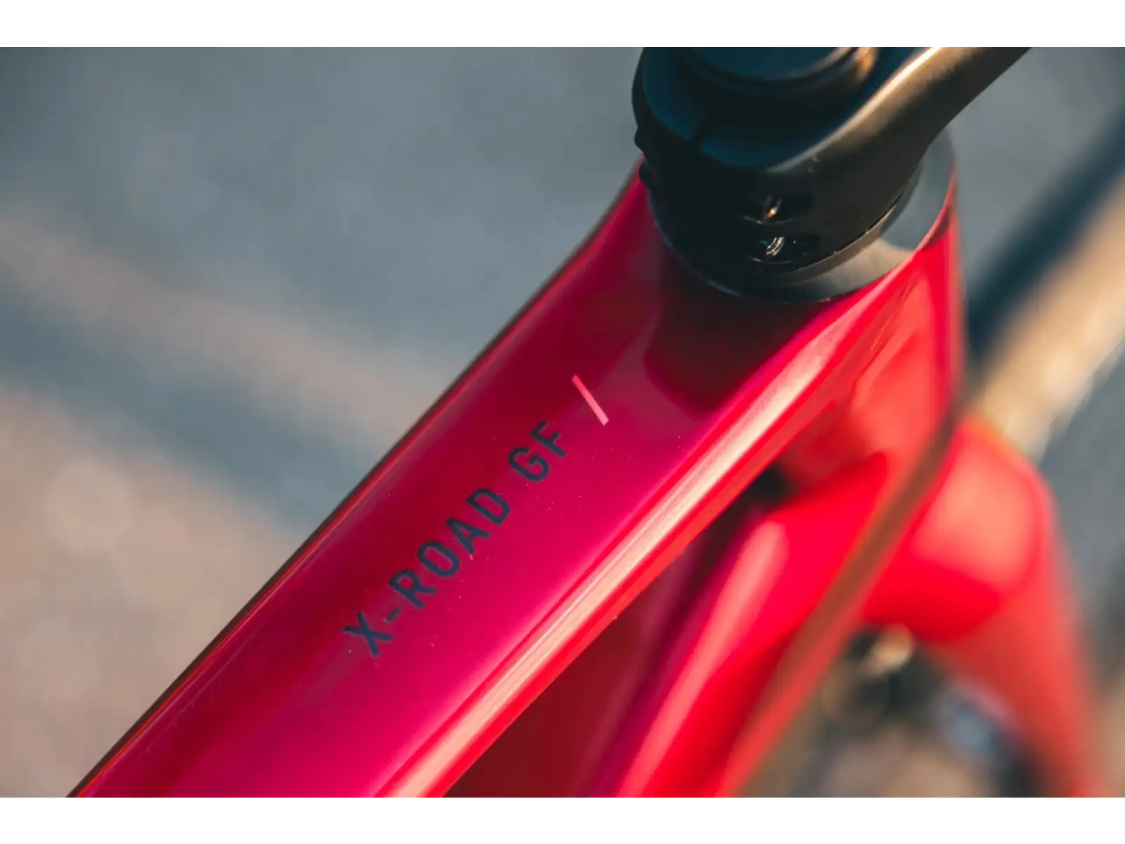 Superior X-Road 9.8 GF silniční kolo gloss carbon red