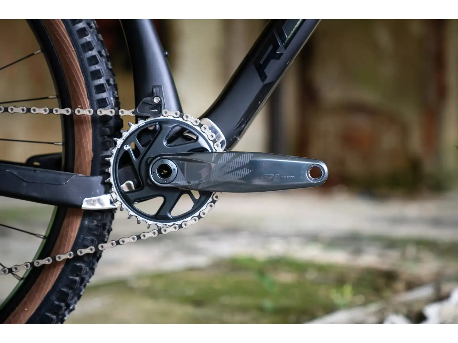 Rock Machine Blizz CRB 90-29 AXS horské kolo Black/Grey VZOREK