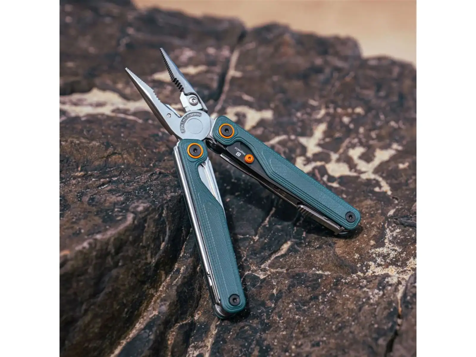 Leatherman Wave Alpha multitool Cascadia