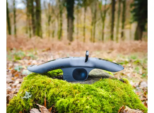 RRP ProGuard Mini Bolt On V2 přední blatník černá