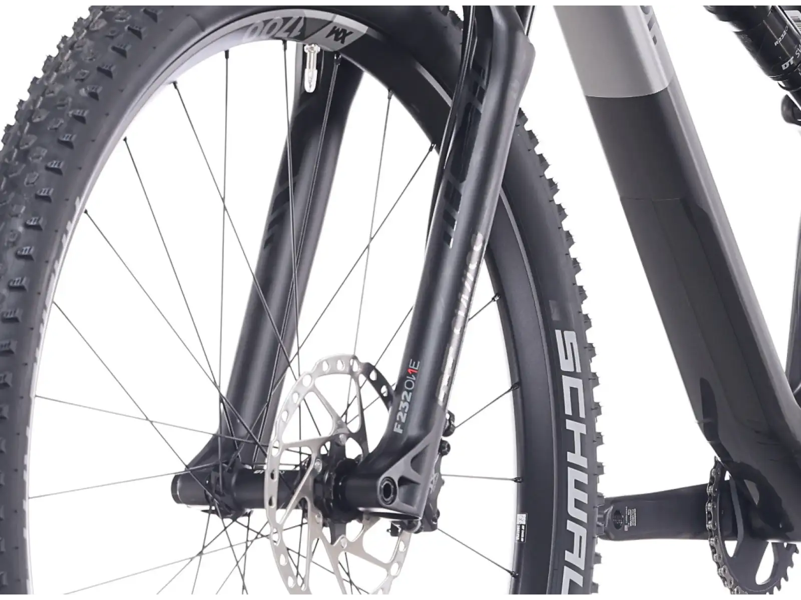 Superior XF 9.7 RC celoodpružené kolo Matte Carbon/Smoke Chrome