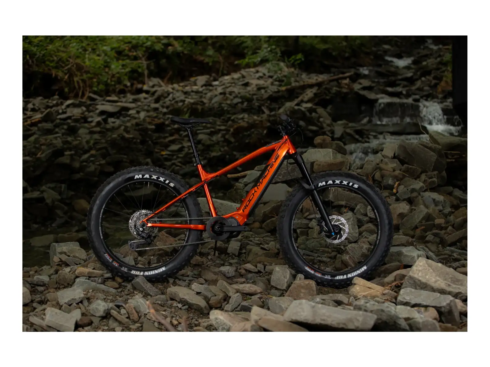Rock Machine VYÖRY e90-26 fatbike elektrokolo Metallic Orange/Black VZOREK
