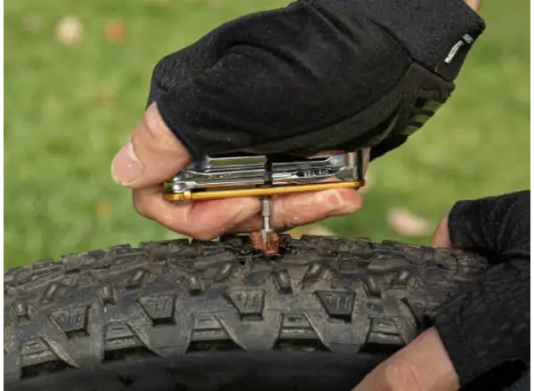 Topeak Tubi 11 Combo multiklíč 11 funkcí gold