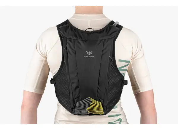 Apidura Racing Hydration cyklistická vesta 2 l černá