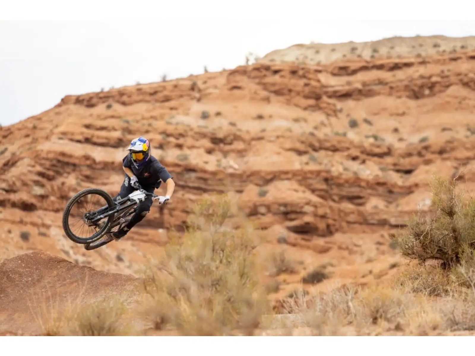 Troy Lee Designs Red Bull Rampage Intergalactic pánské triko krátký rukáv Coal