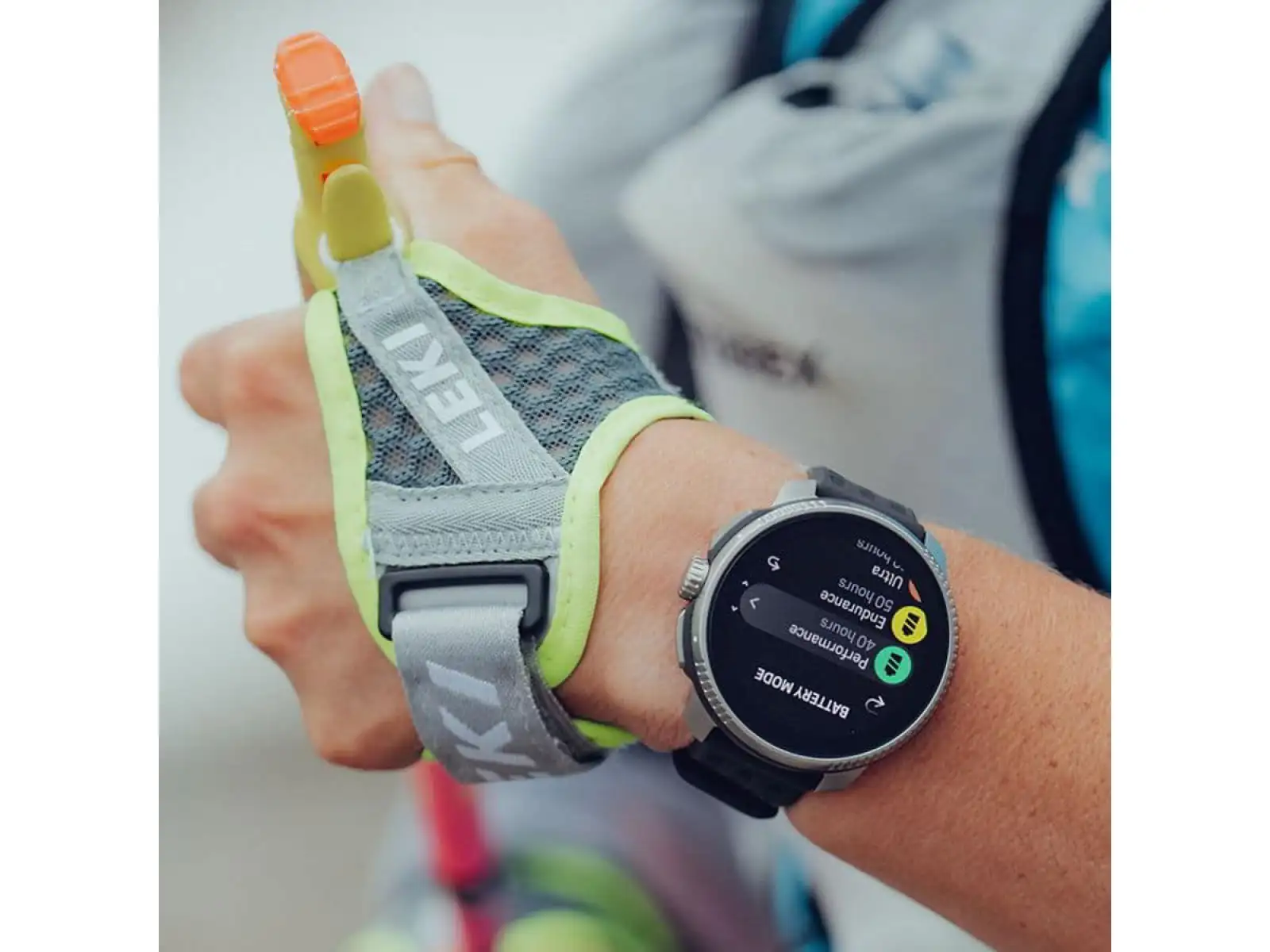 Suunto Race Titanium chytré hodinky Charcoal