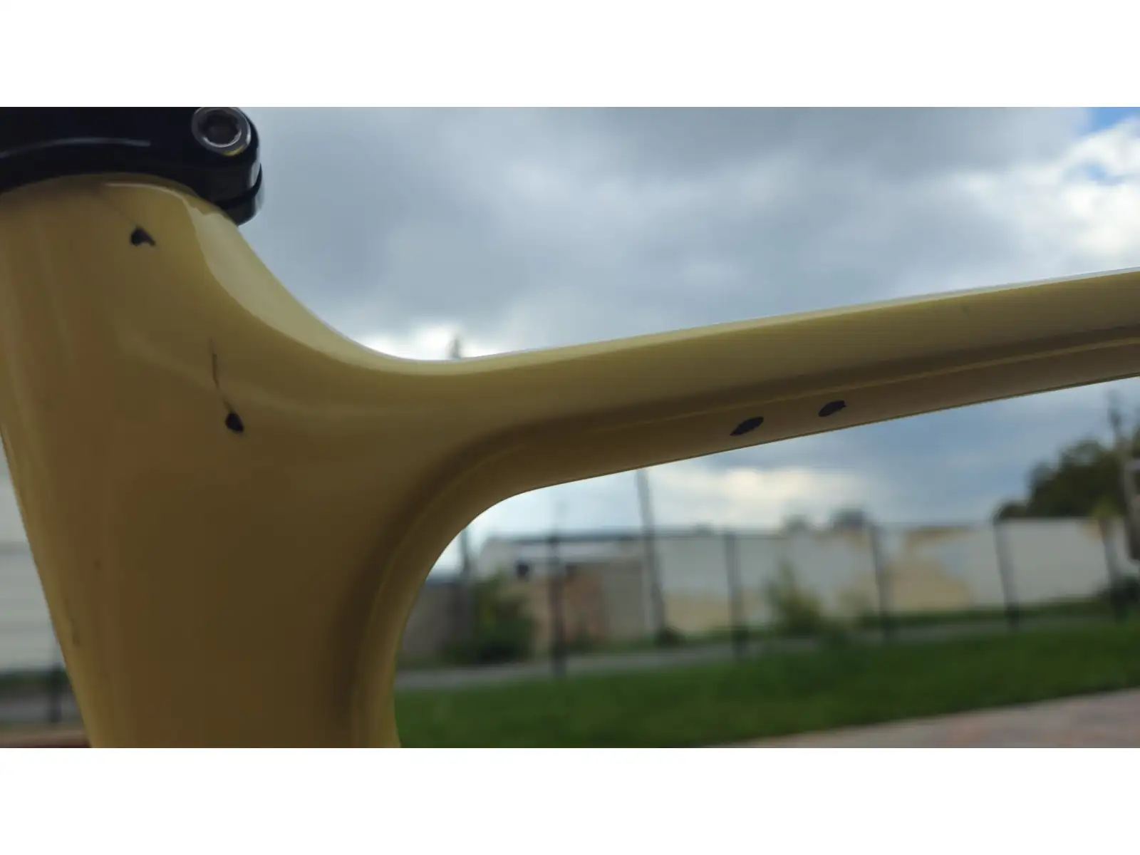 Cannondale Topstone Carbon 3 gravel kolo Butter Prověřeno