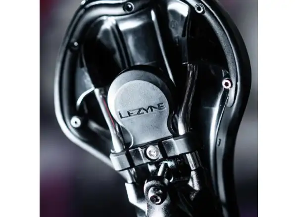 Lezyne Matrix Saddle Tagger sedlový držák na lokátor Apple AirTag černá