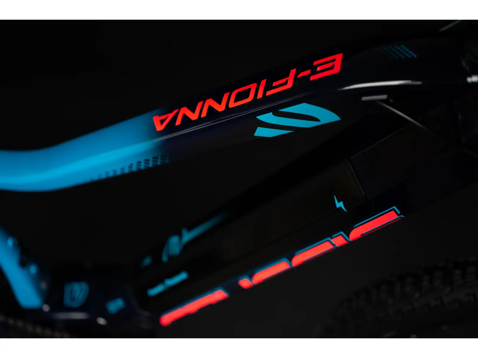 Crussis e-Fionna M510 9.8-M horské elektrokolo