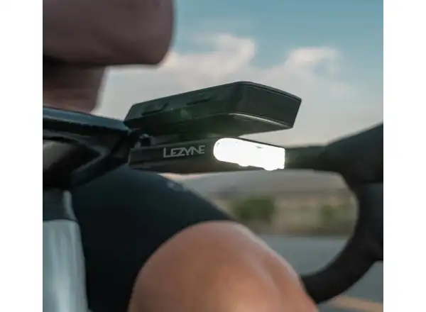 Lezyne Road Drive 500 přední světlo