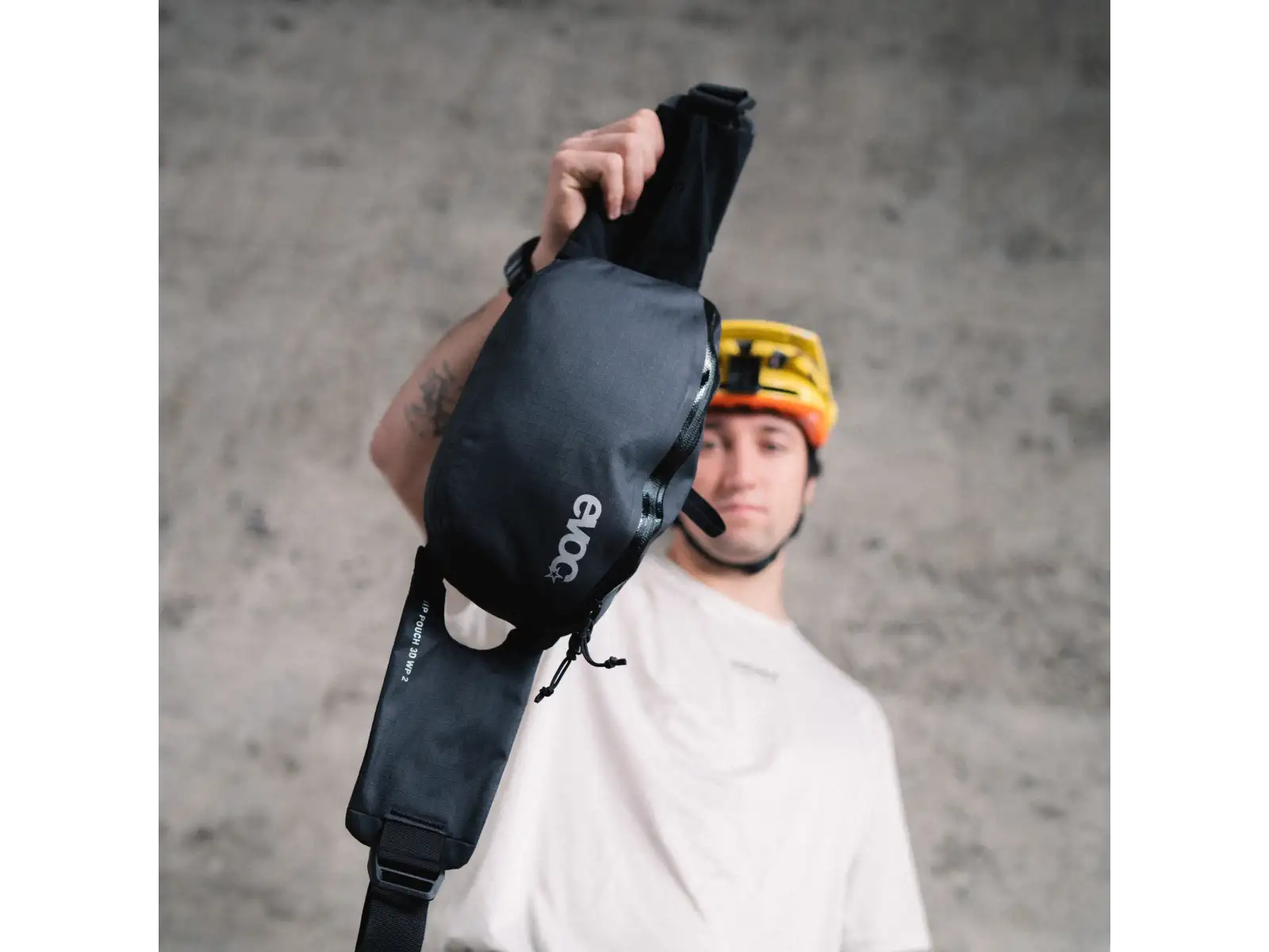 Evoc Hip Pouch 3D WP 2 ledvinka Sand