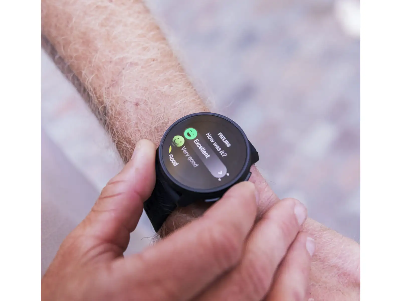 Suunto Race S chytré hodinky All Black