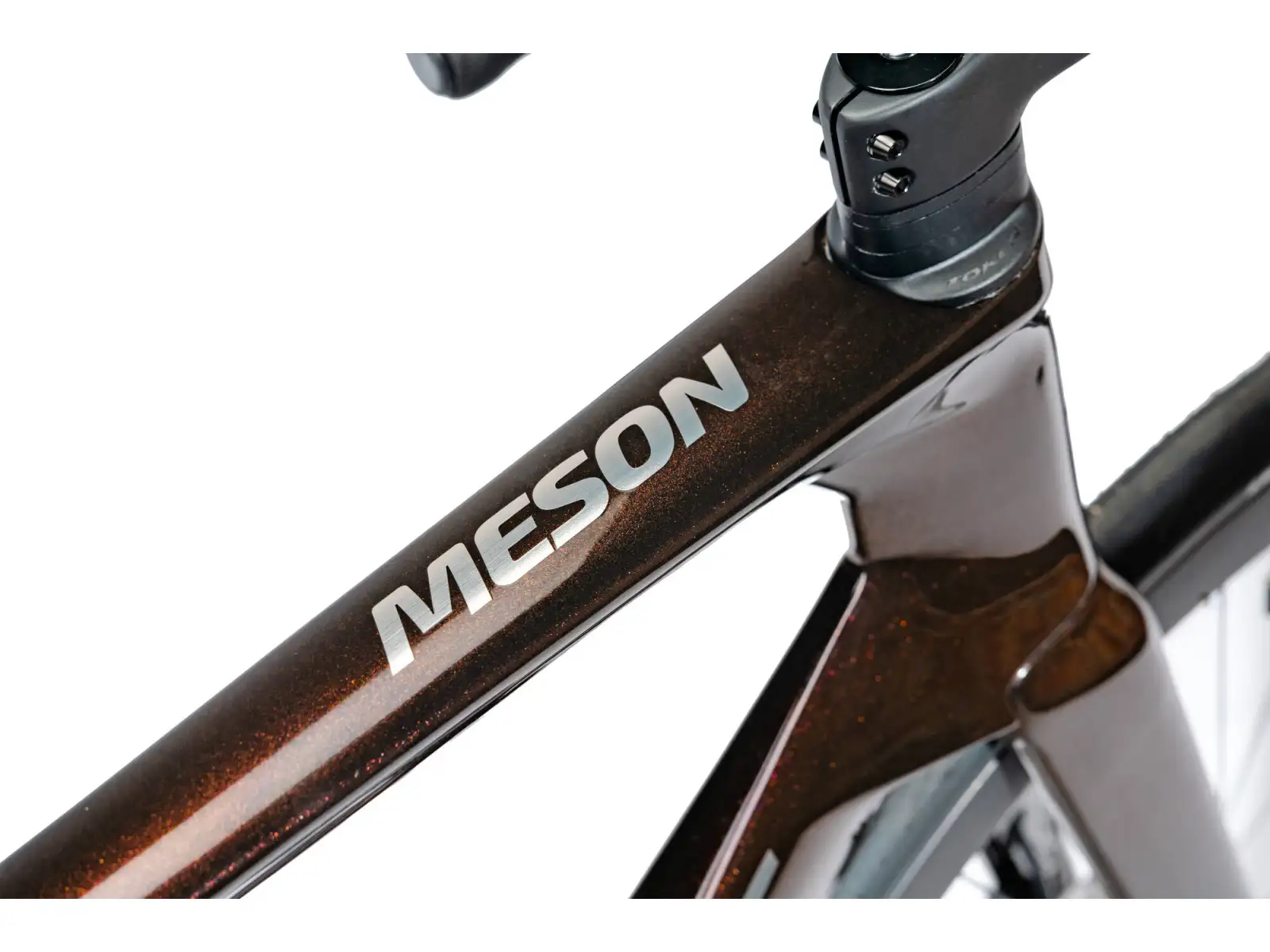 Isaac Meson 105 Di2 silniční kolo Ruby Red