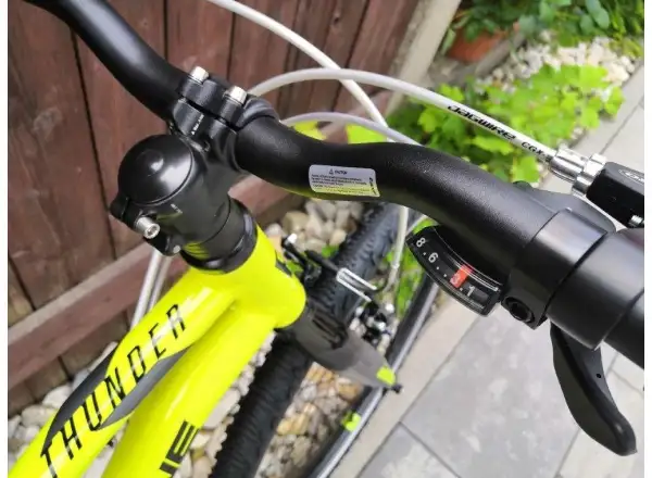 Rock Machine Thunder 24 Gloss Radioactive Yellow/Black/Dark Grey dětské kolo