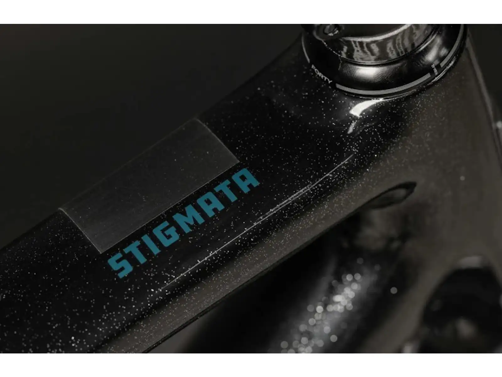 Santa Cruz Stigmata 4 CC 25 gravel rám Gloss Black Sparkle