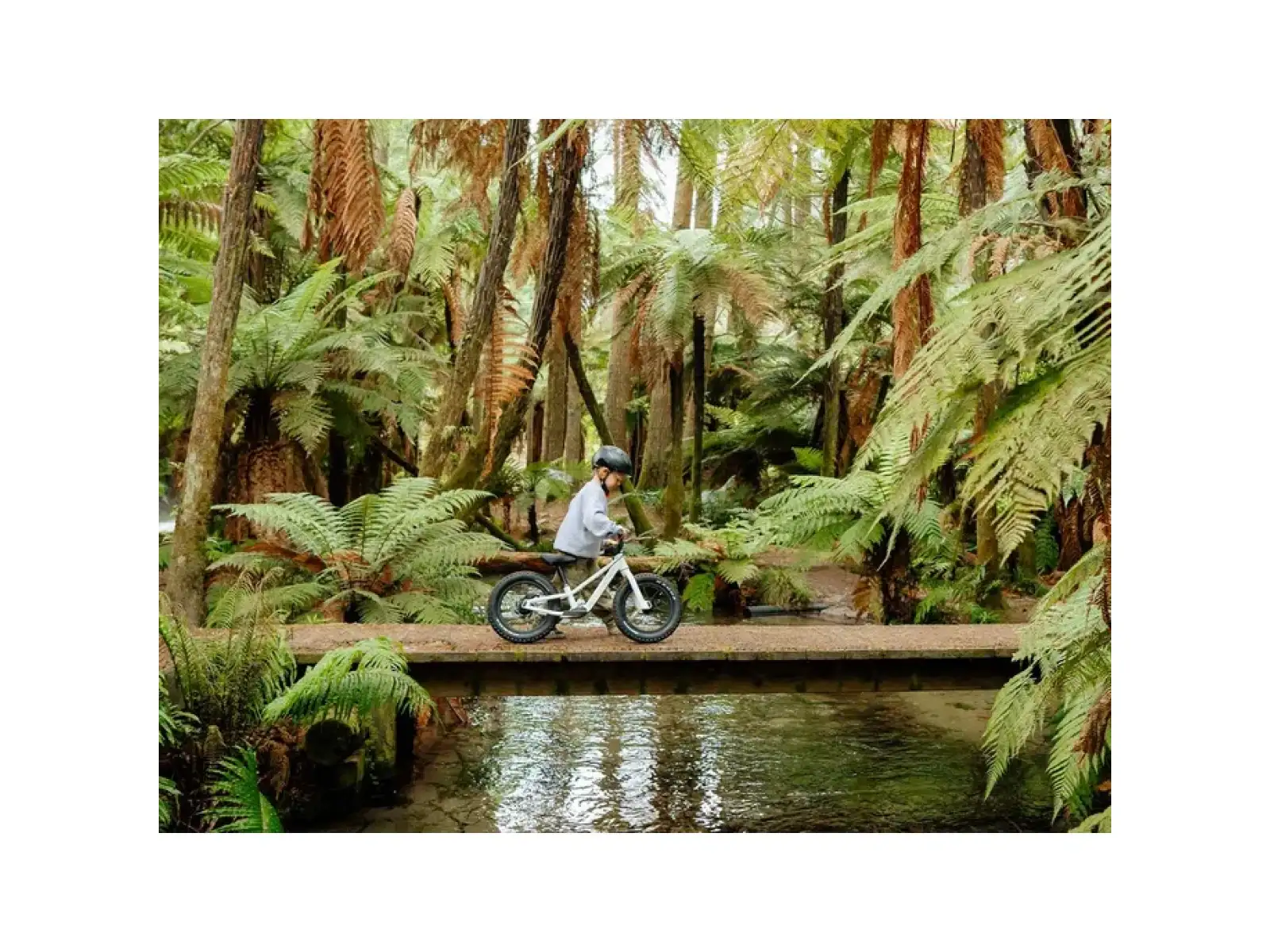 Kids Ride Shotgun dětské odrážedlo Dirt Hero 14" s brzdou 2026 bílá