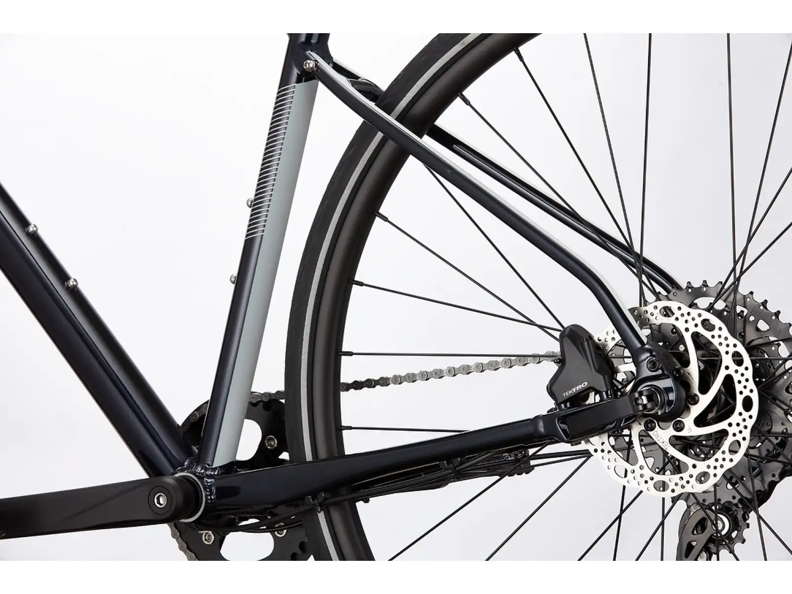 Cannondale Quick 4 trekingové kolo Graphite