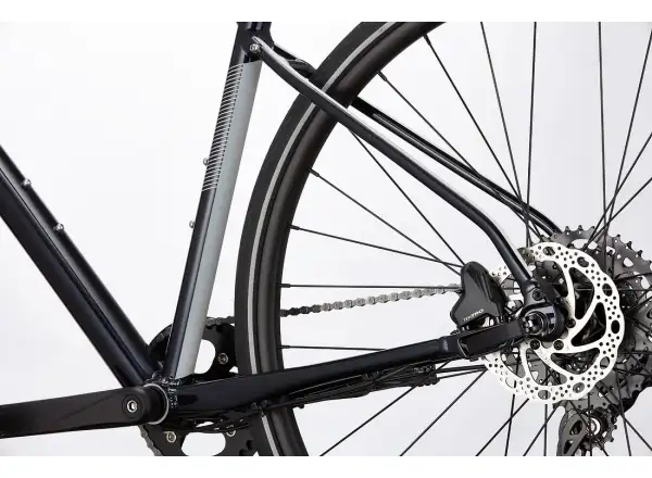 Cannondale Quick 4 trekingové kolo Graphite