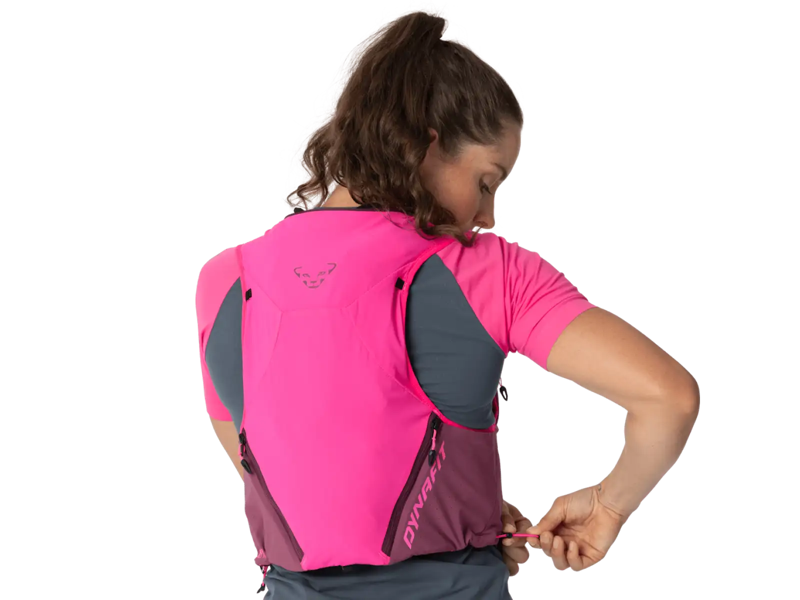 Dynafit Alpine 8 l běžecká vesta Pink Glo/Amaranth