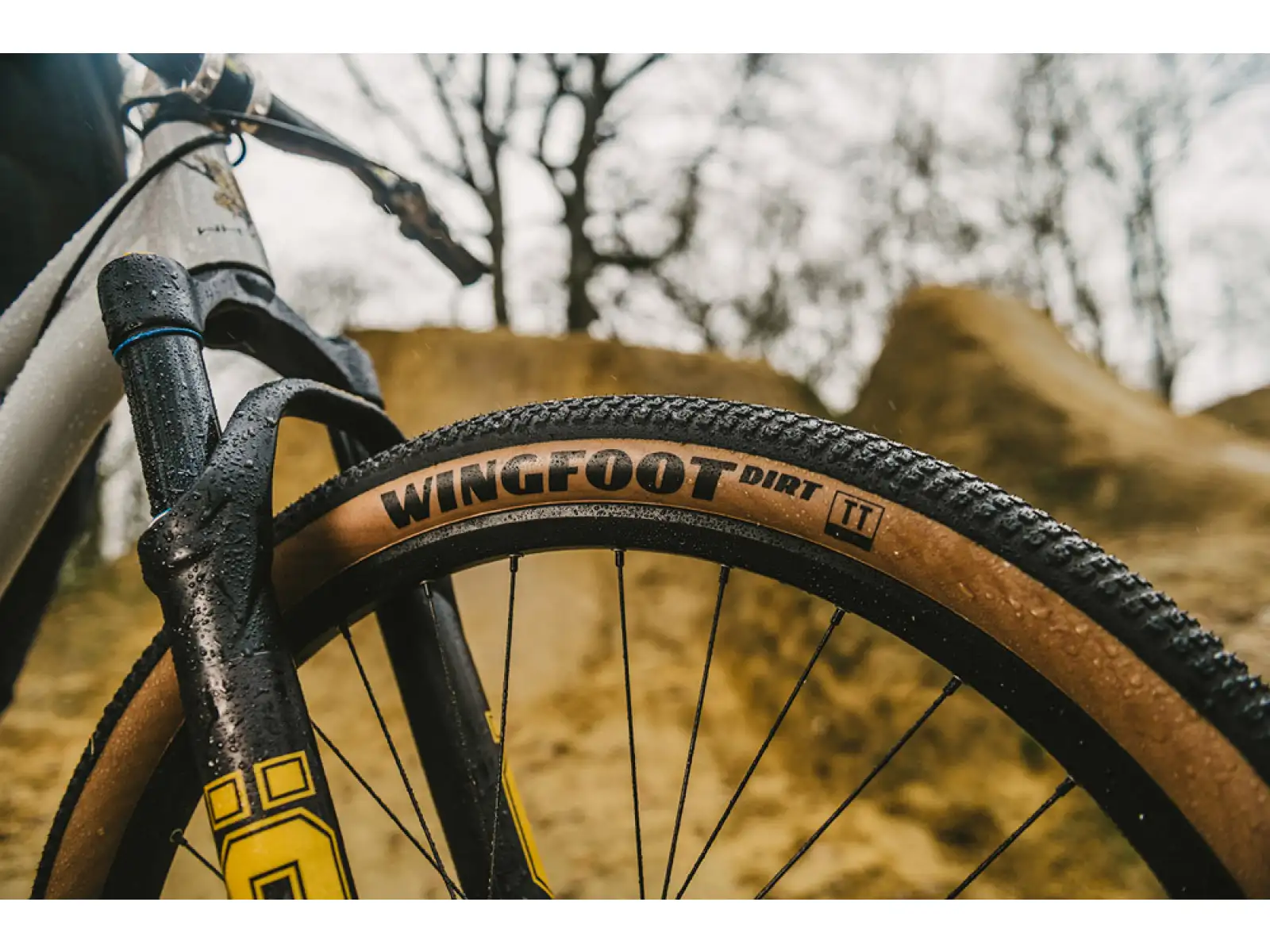 Goodyear Wingfoot Dirt mtb plášť 26x2.2 Transparent