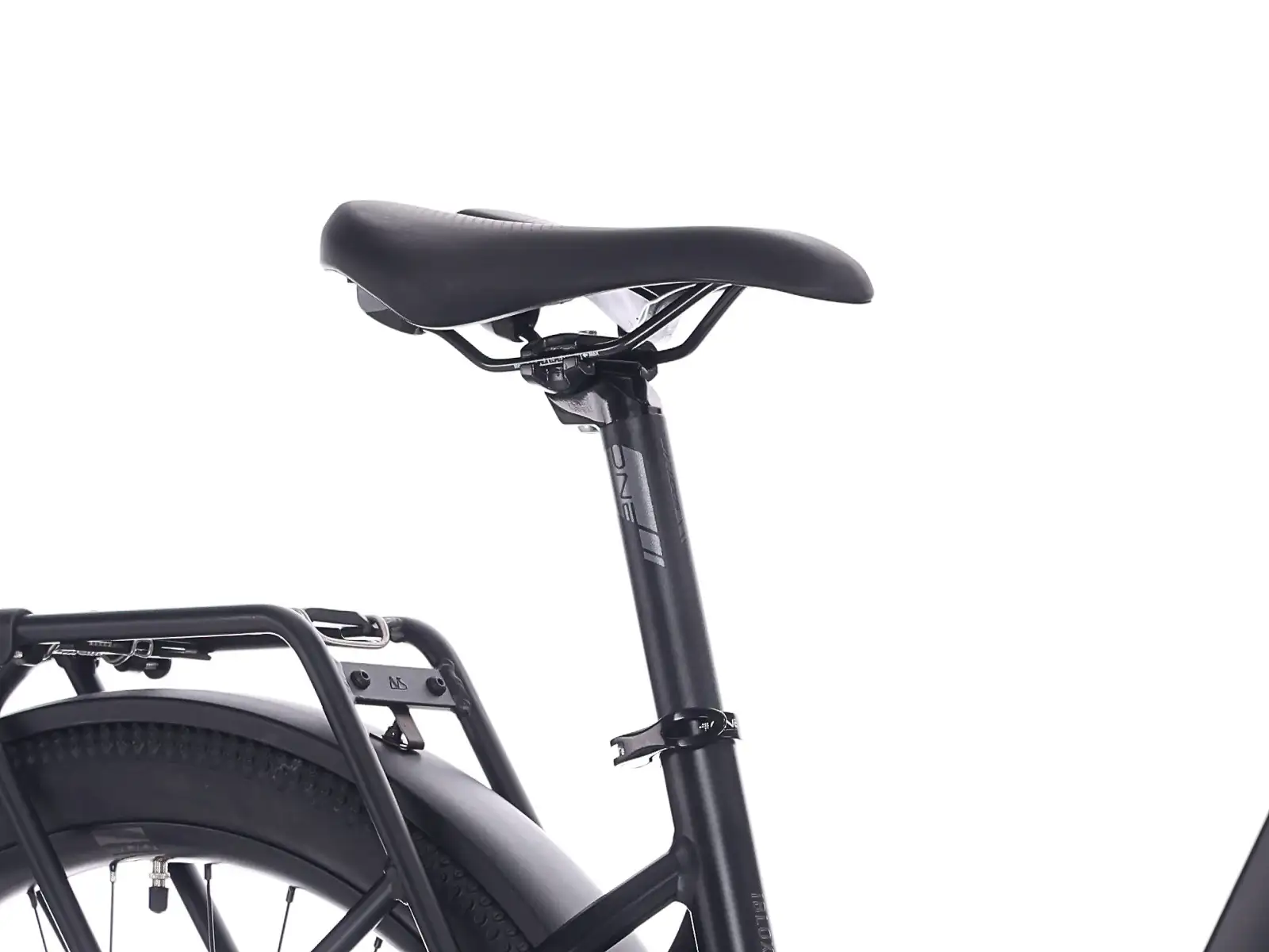 Superior iBlox 6.3 Low Step městské elektrokolo Matte Black