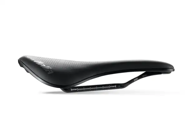 Selle Italia Novus Evo Boost Kit Carbonio Superflow L3 sedlo černá