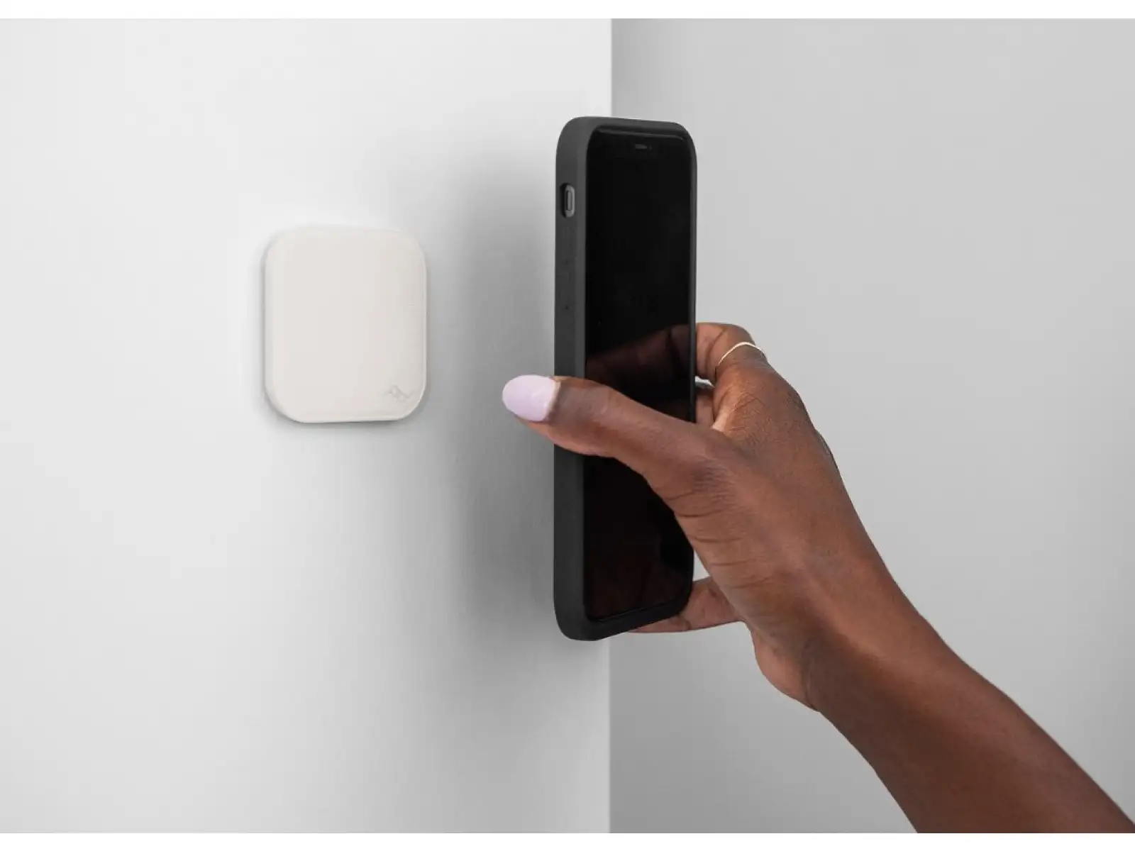 Peak Design Wall Mount magnetický držák na mobil Bone