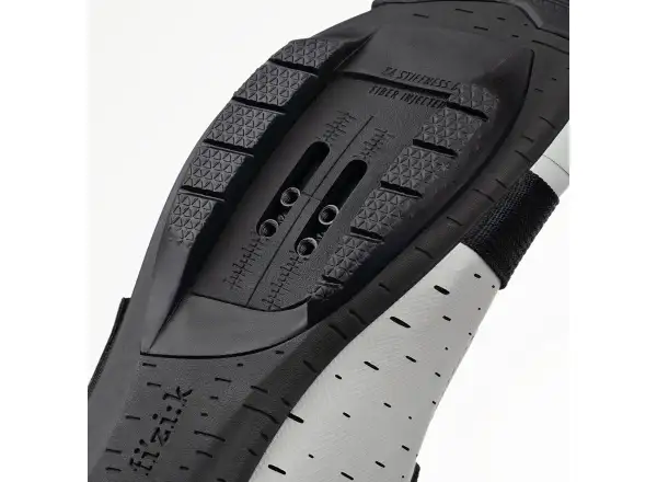 Fizik Terra Powerstrap X4 gravel pánské tretry Light Grey