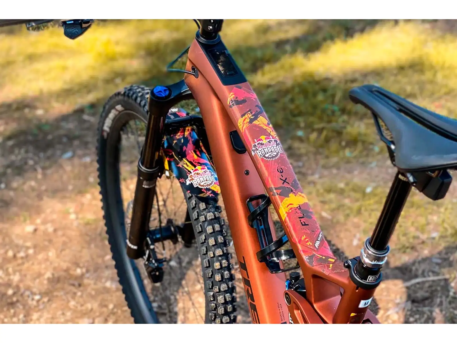 All Mountain Style ochranné polepy na rám Extra RedBull Rampage Red/Yellow