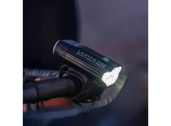 Lezyne React Drive Front přední světlo Matte Black