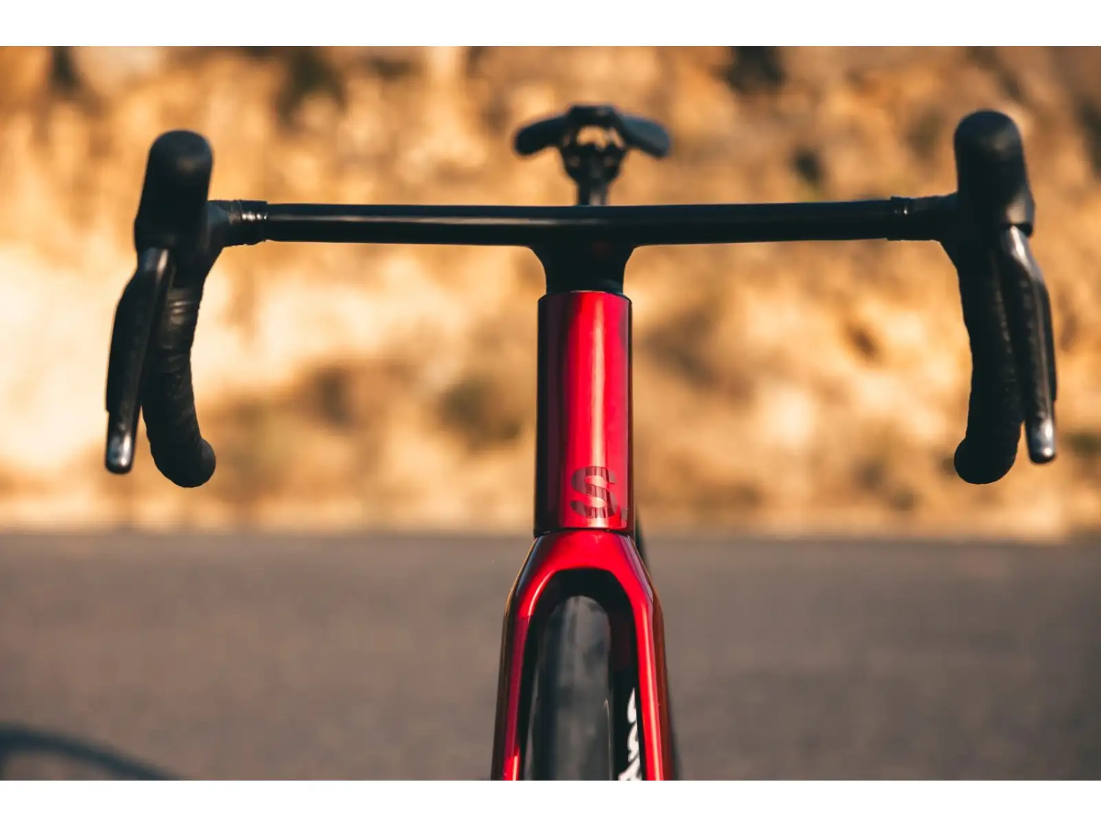 Superior X-Road 9.8 GF silniční kolo gloss carbon red