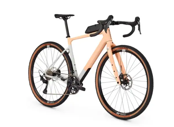 Focus Atlas 8.7 DI gravel kolo Melon Glossy/Lightgrey Glossy