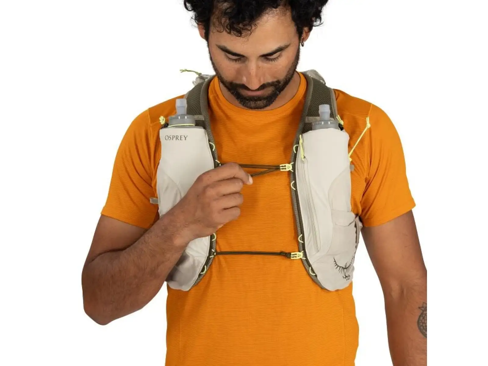 Osprey  Duro 6 běžecká vesta Sandy Grey
